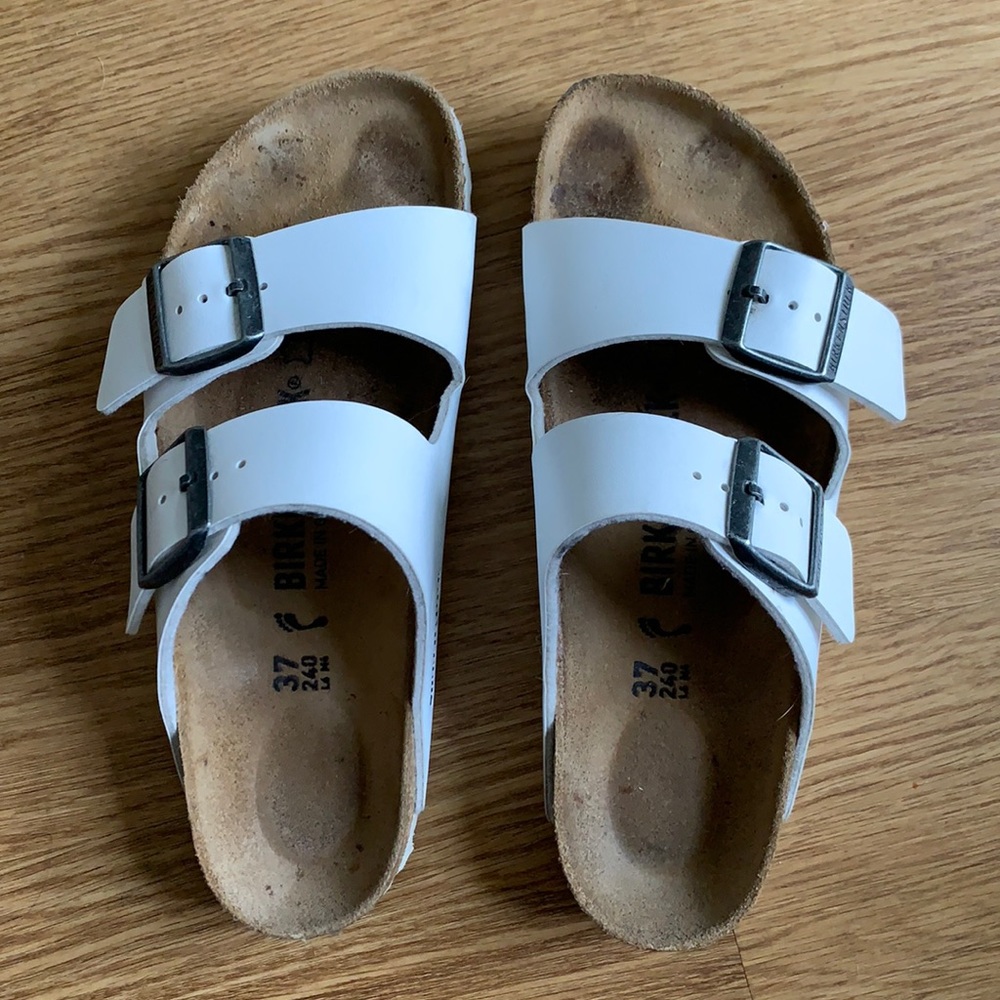 White Birkenstock Arizona sandals 37 N